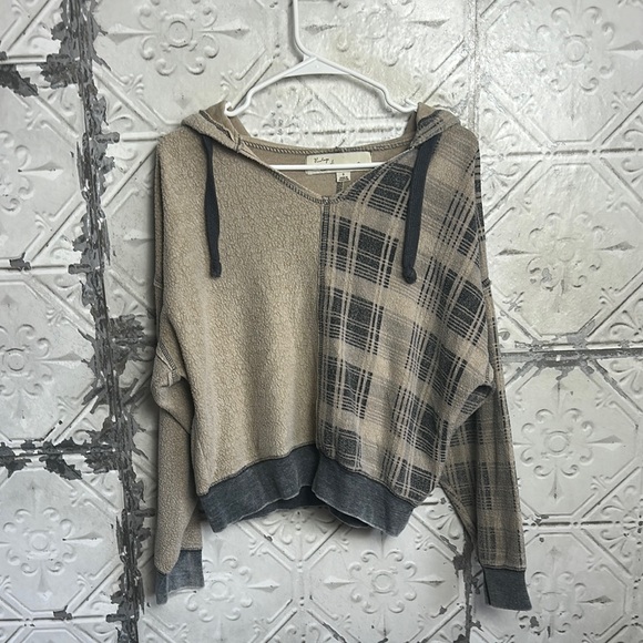 Vintage Havana Tops - Vintage Havana plaid multi media fleece cropped hoodie